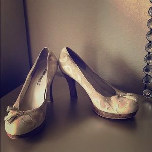 ❗️FINAL SLAE❗️ PRELOVED Pump heel